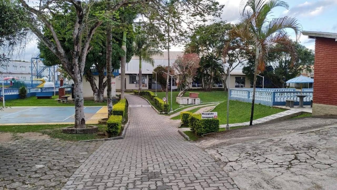 Pousada Clube Santa Cruz Санта-Круз-ди-Минас Экстерьер фото