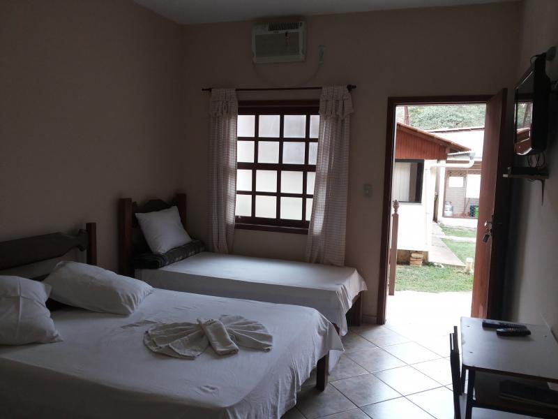 Pousada Clube Santa Cruz Санта-Круз-ди-Минас Экстерьер фото
